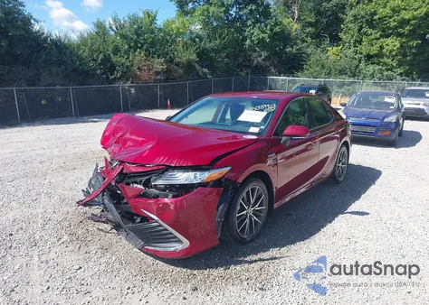 2021 Toyota Camry Xle Hybrid from USA, damaged, VIN 4T1F31AK2MU554092